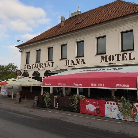 Restaurant Motel Hana Barbara Gastro Sro Ostretin Εξωτερικό φωτογραφία