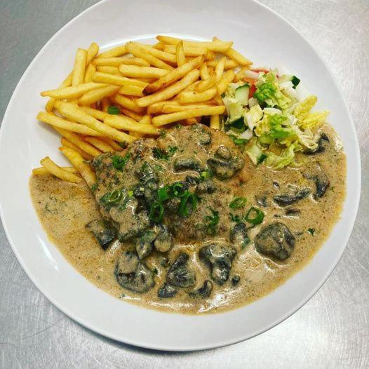 Restaurant Motel Hana Barbara Gastro Sro Ostretin Εξωτερικό φωτογραφία